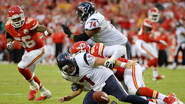 131023173141-kansas-city-defense-single-image-cut.jpg